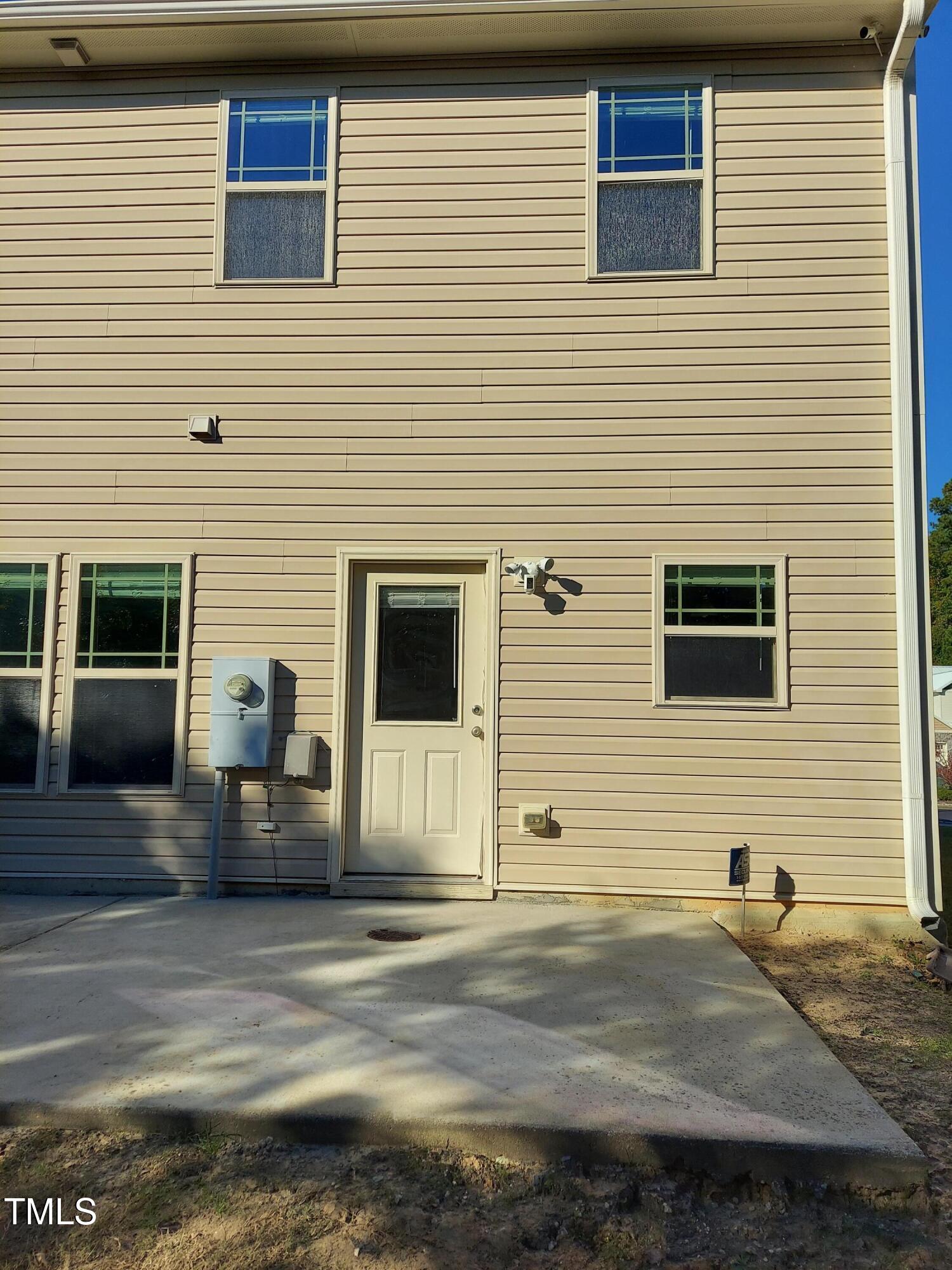 6432 Hatchies Drive Raleigh, NC 27610 - Photo 4 of 25 20241025_155126