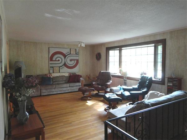 2 Exeter Way Andover, MA 01810 - Photo 3 of 8 Gallery Image 3
