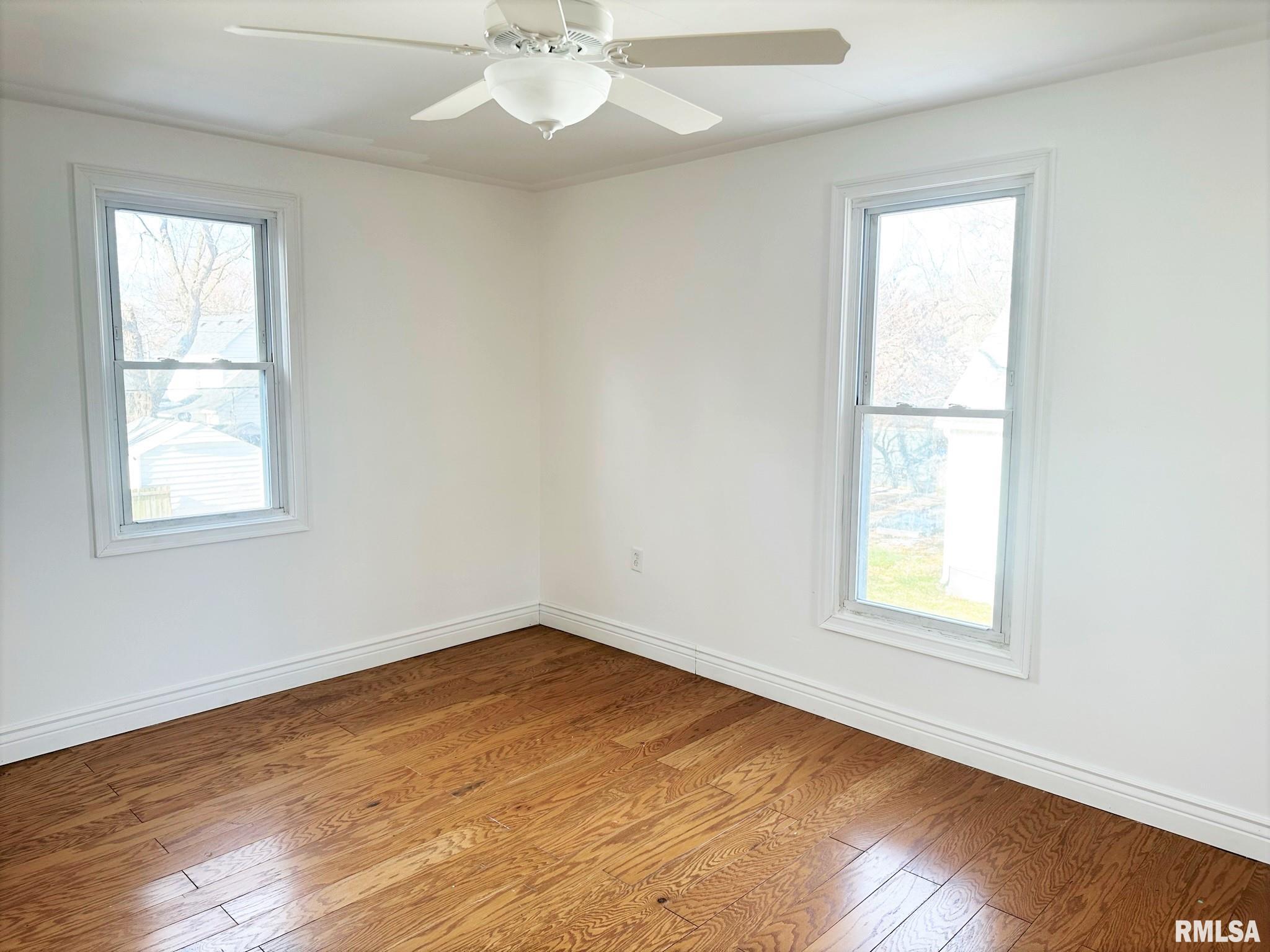 1023 North 4th Street Springfield, IL 62702 - Photo 4 of 5