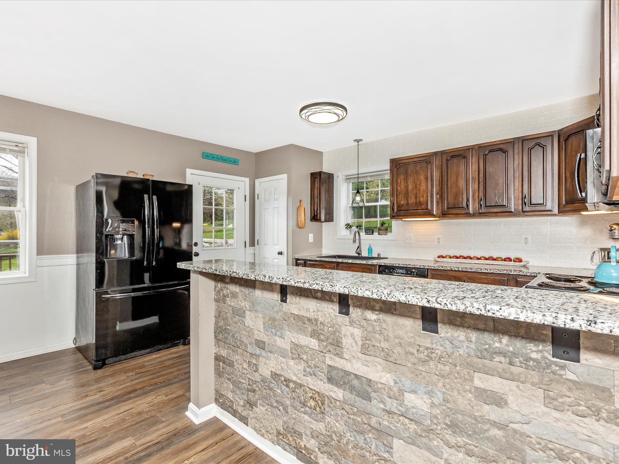 17128 Bentzel Road Sabillasville, MD 21780 - Photo 15 of 51 Kitchen