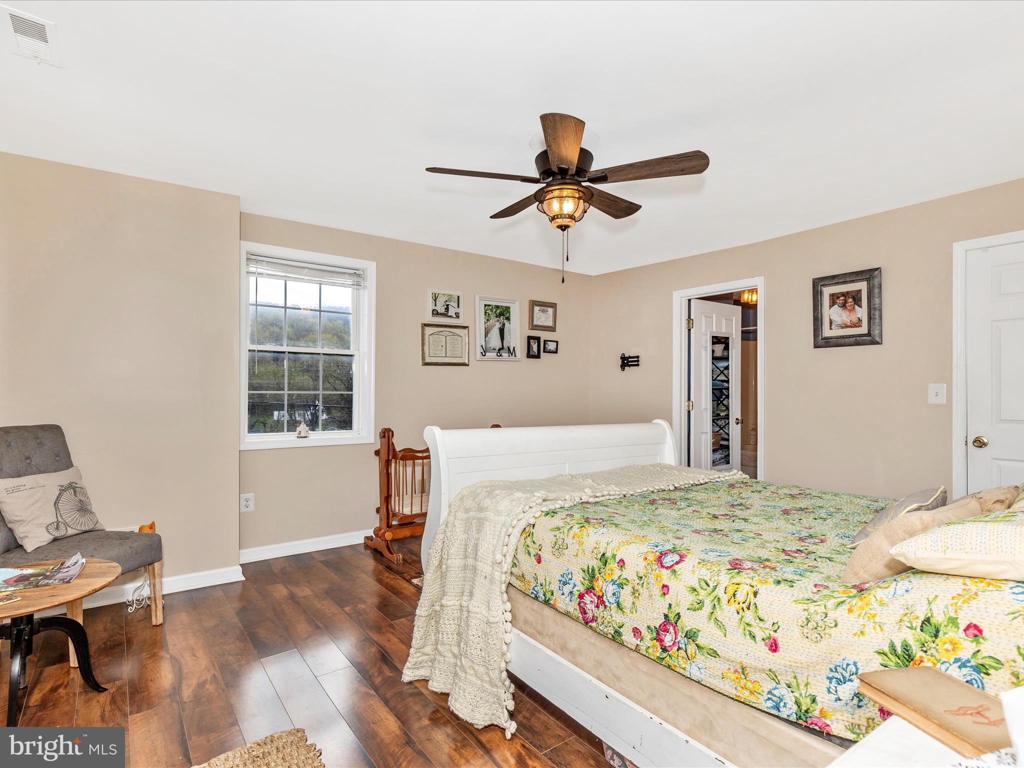 17128 Bentzel Road Sabillasville, MD 21780 - Photo 23 of 51 Bedroom