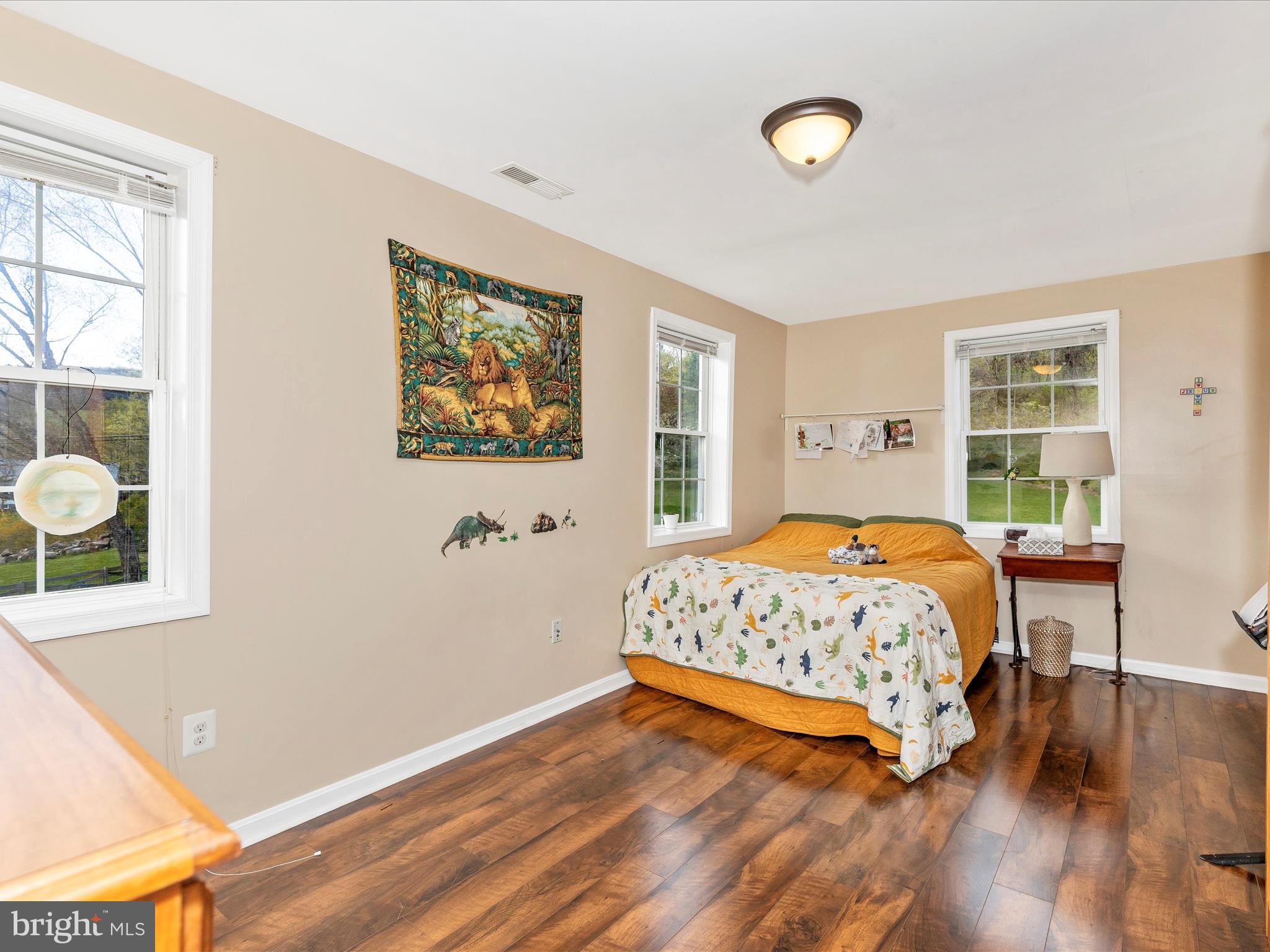 17128 Bentzel Road Sabillasville, MD 21780 - Photo 32 of 51 Bedroom