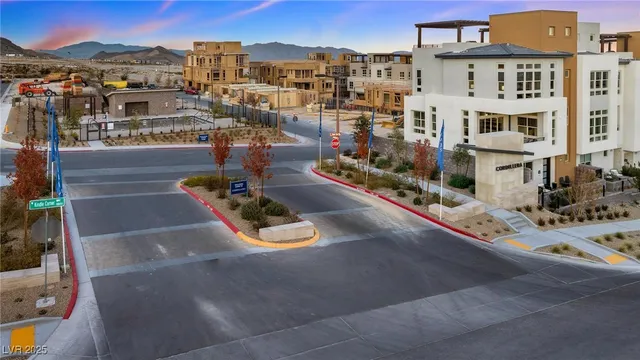 $675,000 | 659 Agate Bridge Street, Las Vegas, NV 89138