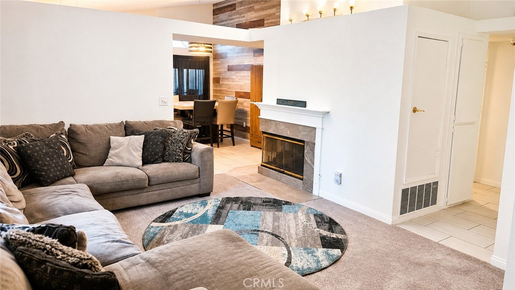 1058 Merced Street Redlands, CA 92374 - Photo 2 of 21 Living Room