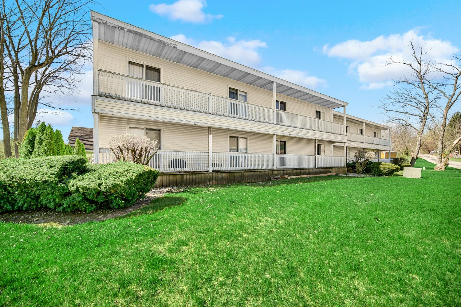 A Bulla Road, Unit 2 South Bend, IN 46637 - Photo 1 of 20 1500x1000