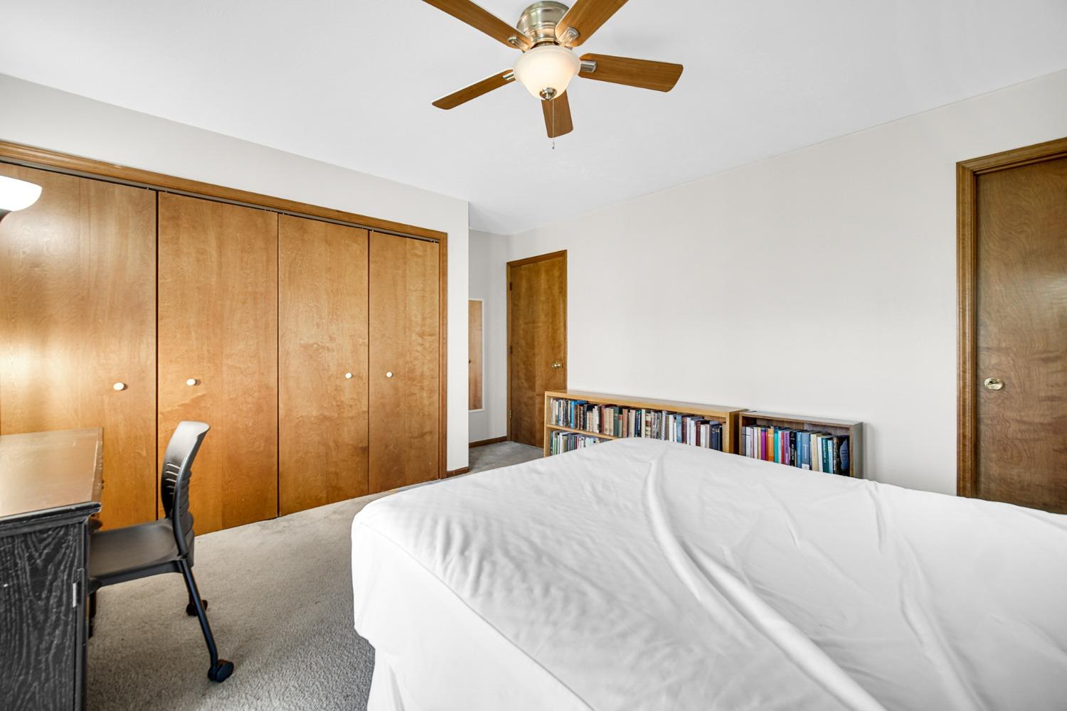 A Bulla Road, Unit 2 South Bend, IN 46637 - Photo 18 of 20 1500x1000
