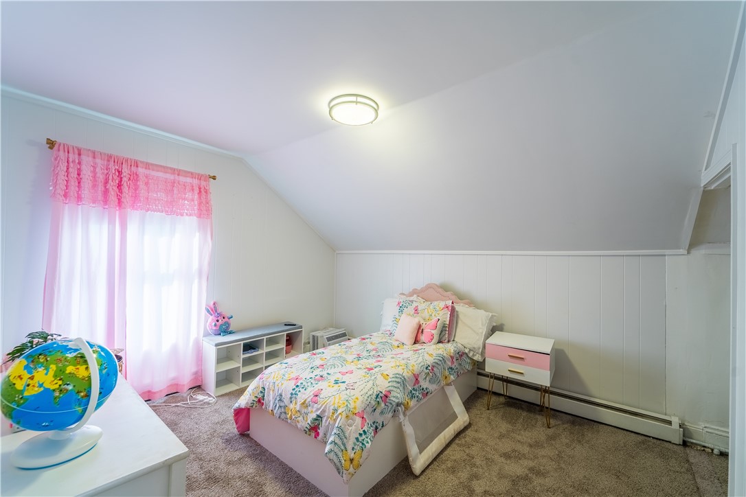 17 Beecher Street Pawtucket, RI 02860 - Photo 10 of 24