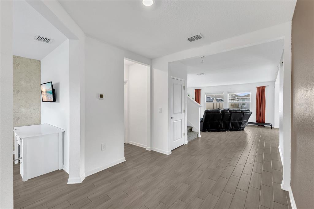 730 Hitch Loop St. Cloud, FL 34772 - Photo 4 of 29