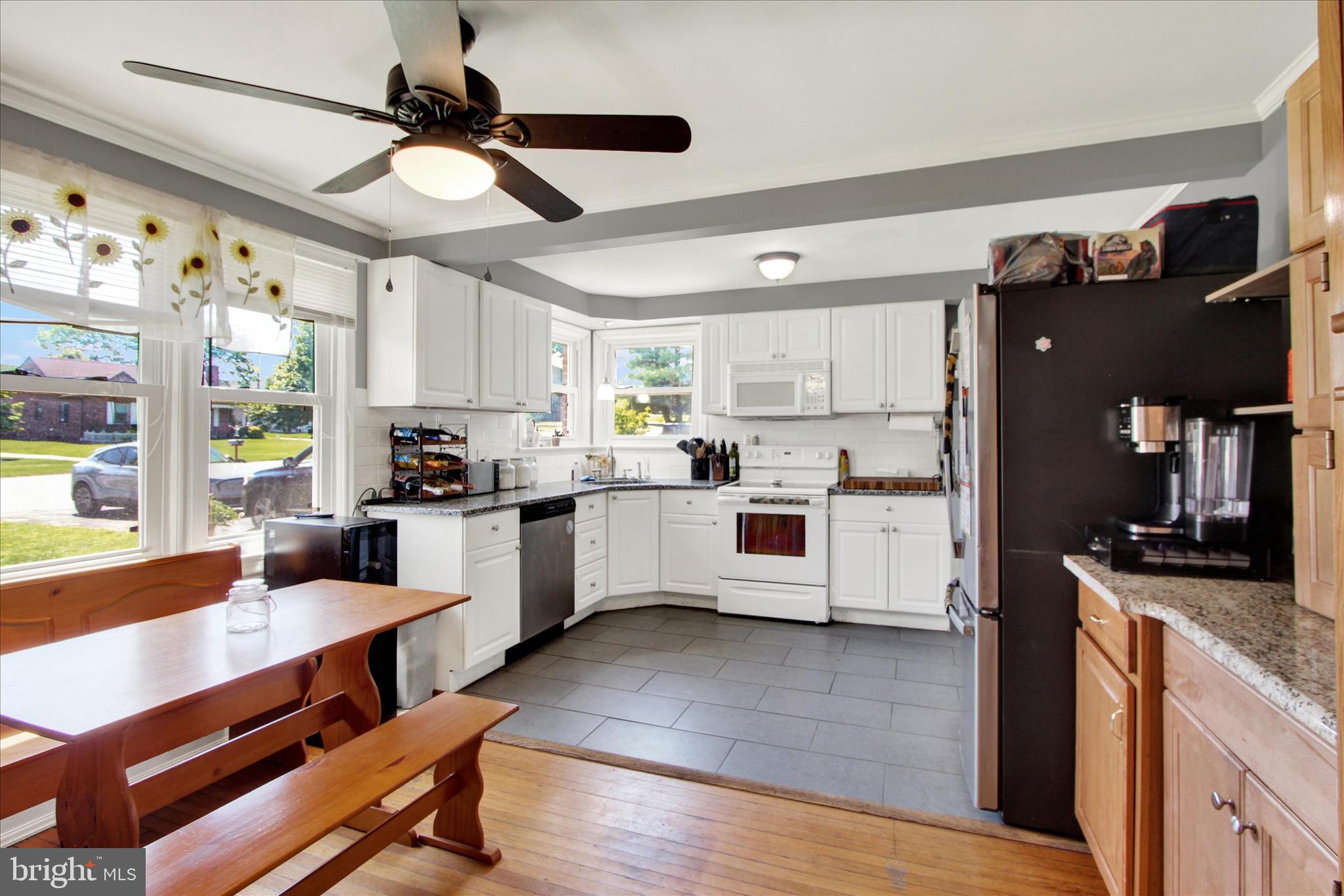 2250 South Queen Street York, PA 17402 - Photo 4 of 25