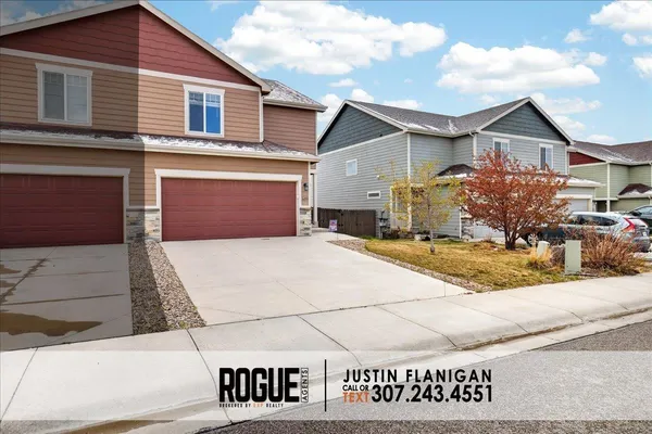 $300,000 | 3215 Carbide Trail, Casper, WY 82604