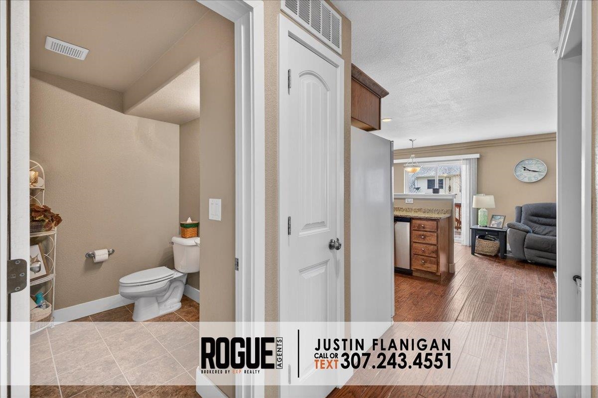 3215 Carbide Trail Casper, WY 82604 - Photo 17 of 47