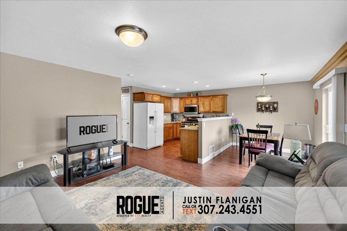 3215 Carbide Trail Casper, WY 82604 - Photo 8 of 47