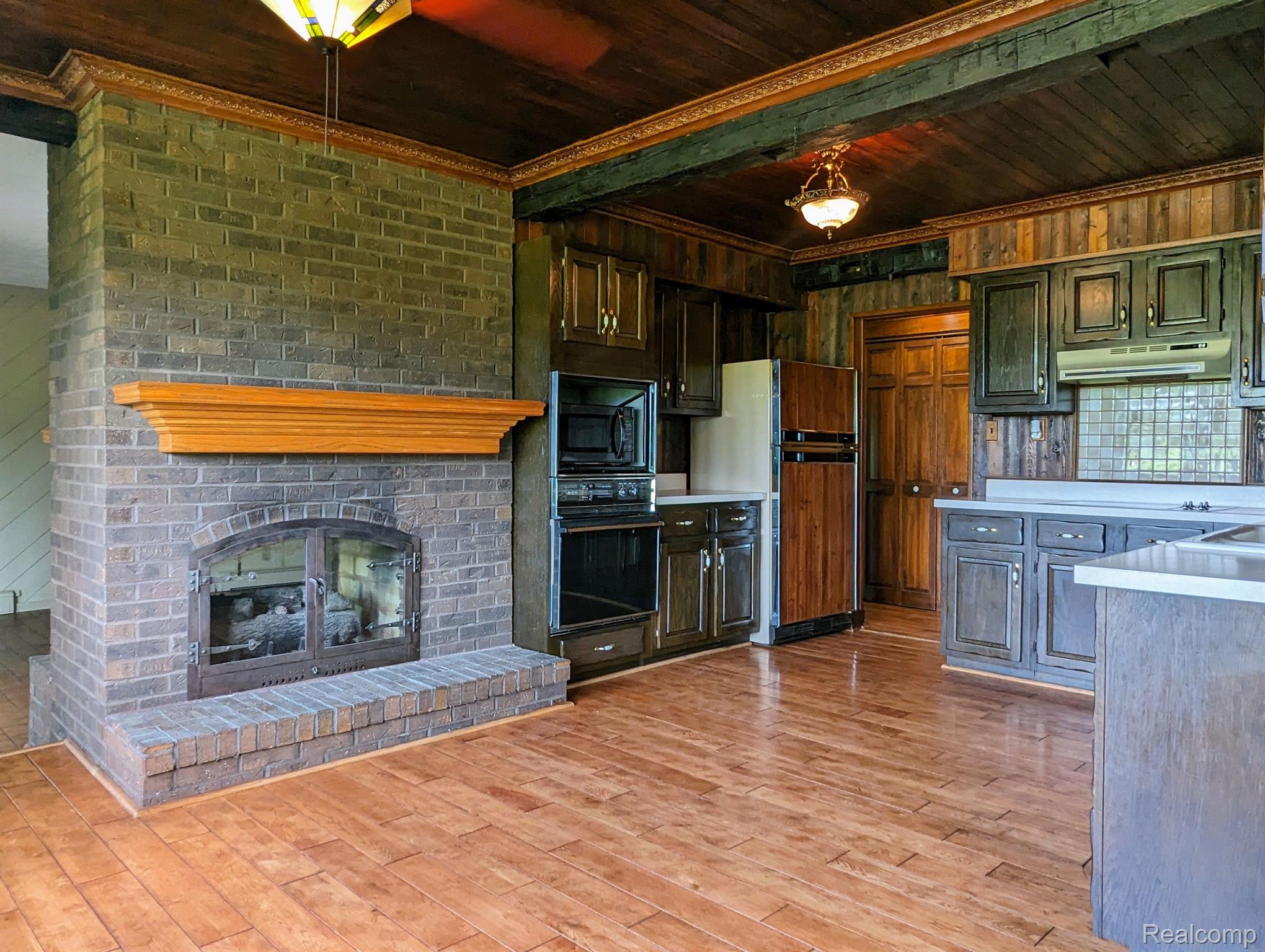 413 East Rolston Road Linden, MI 48451 - Photo 16 of 41 Gallery Image 16