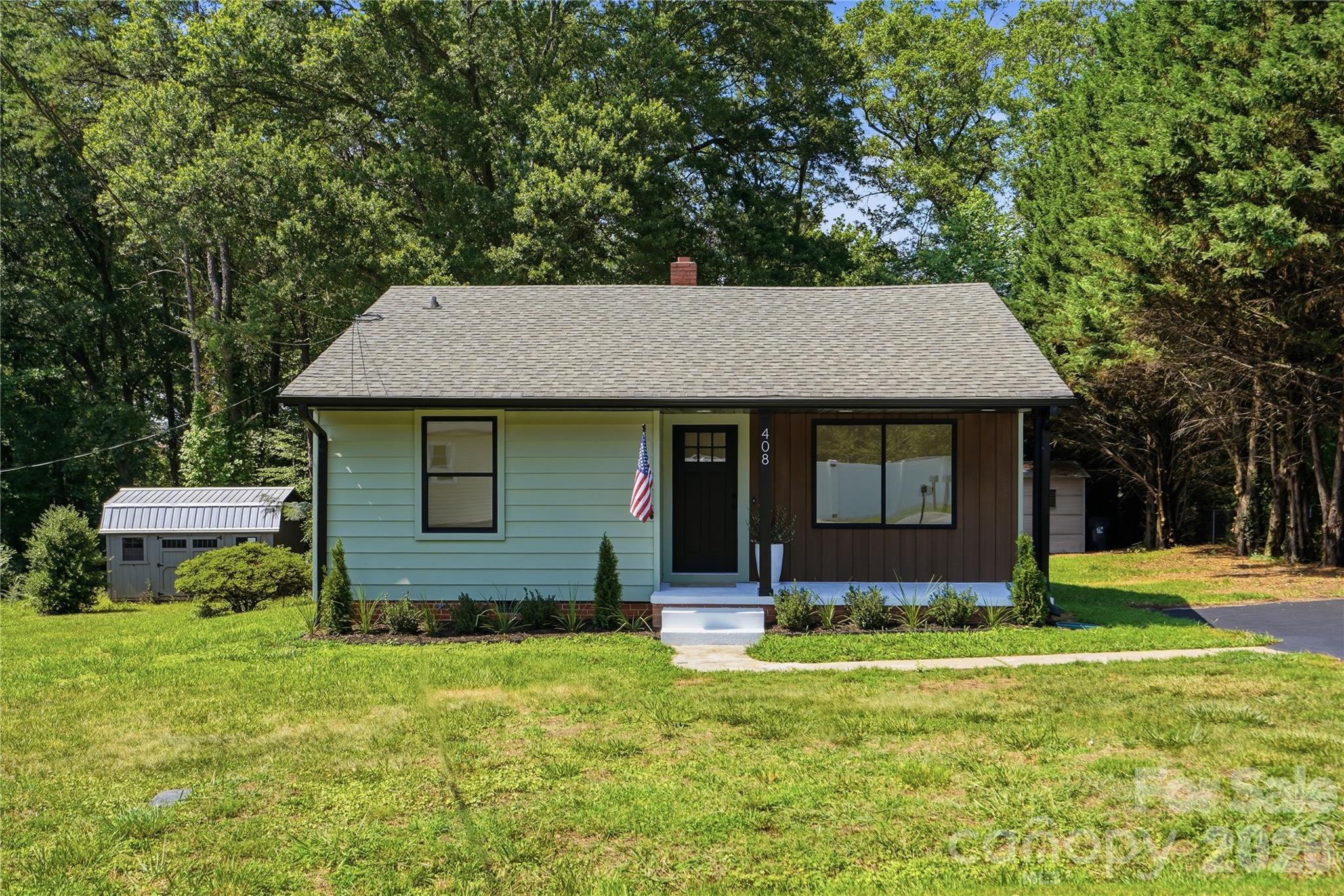 408 Rhyne Street Stanley, NC 28164 - Photo 4 of 44