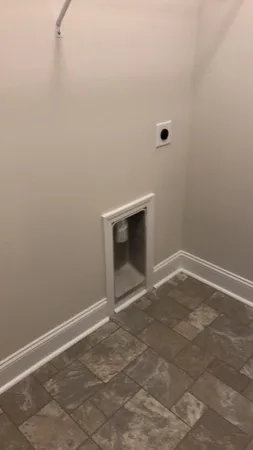 $1,875 | 209 Alston Lane, Summerville, SC 29483