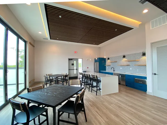 $515,000 | 1014 16th Avenue South, Unit 304, Nashville, TN 37212