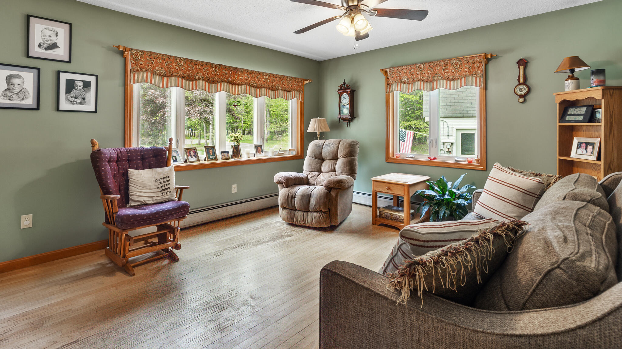 134 East Bucksport Road Orrington, ME 04474 - Photo 14 of 61 Living room