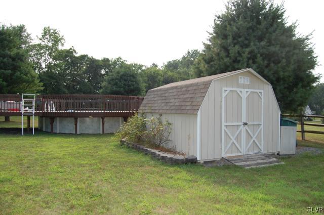 1261 Miller Road Wind Gap, PA 18091 - Photo 18 of 24 a backyard of a house with lots of green space