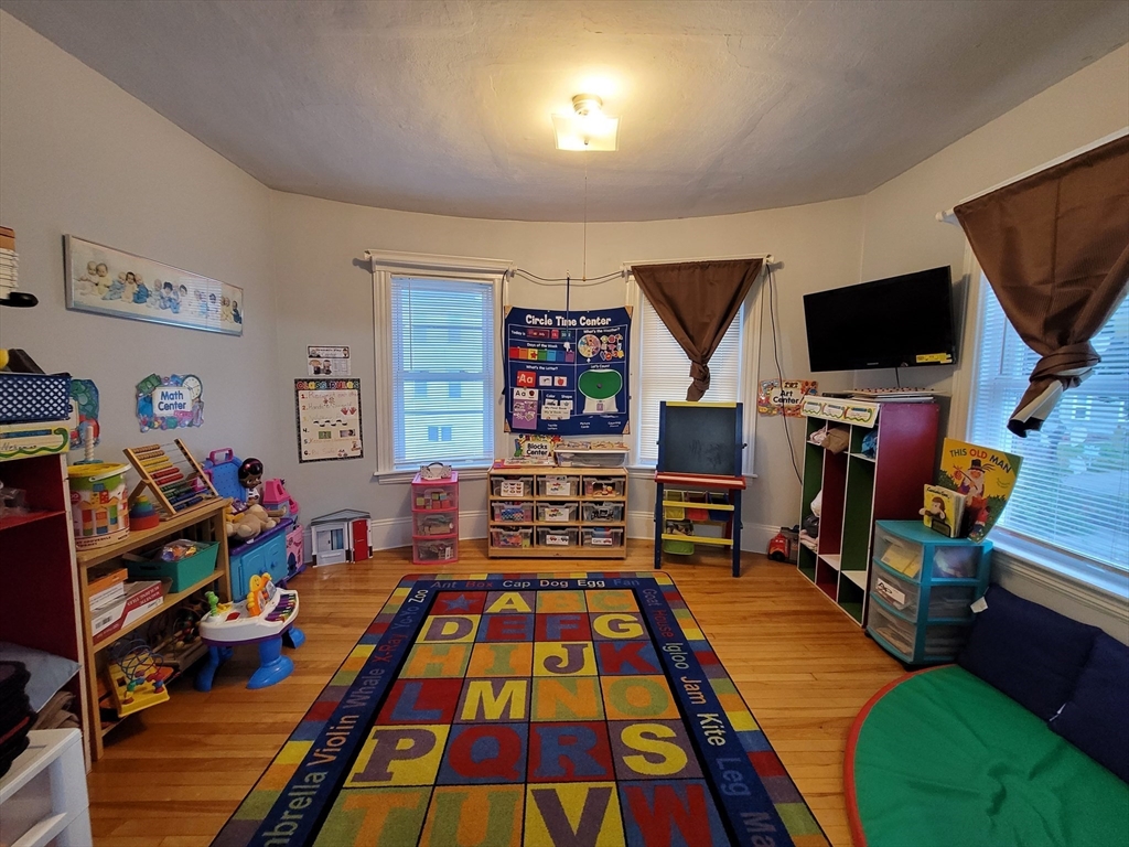 11 Payson Street, Unit 2 Worcester, MA 01607 - Photo 5 of 8