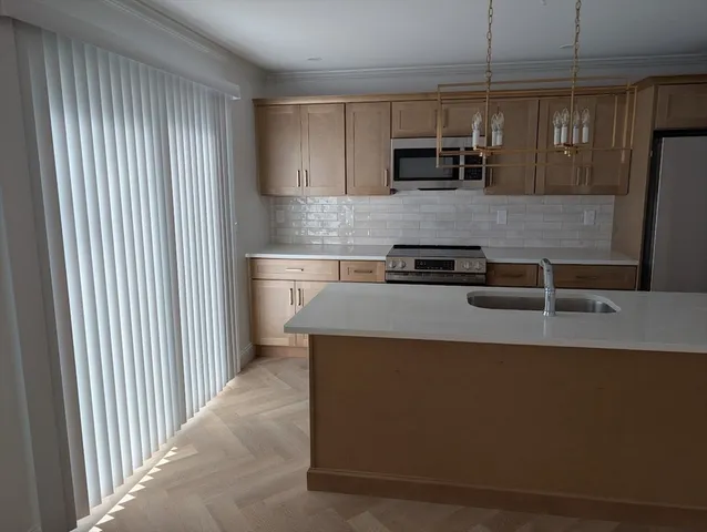 $2,950 | 778 Main Street, Unit 12, Leicester, MA 01524