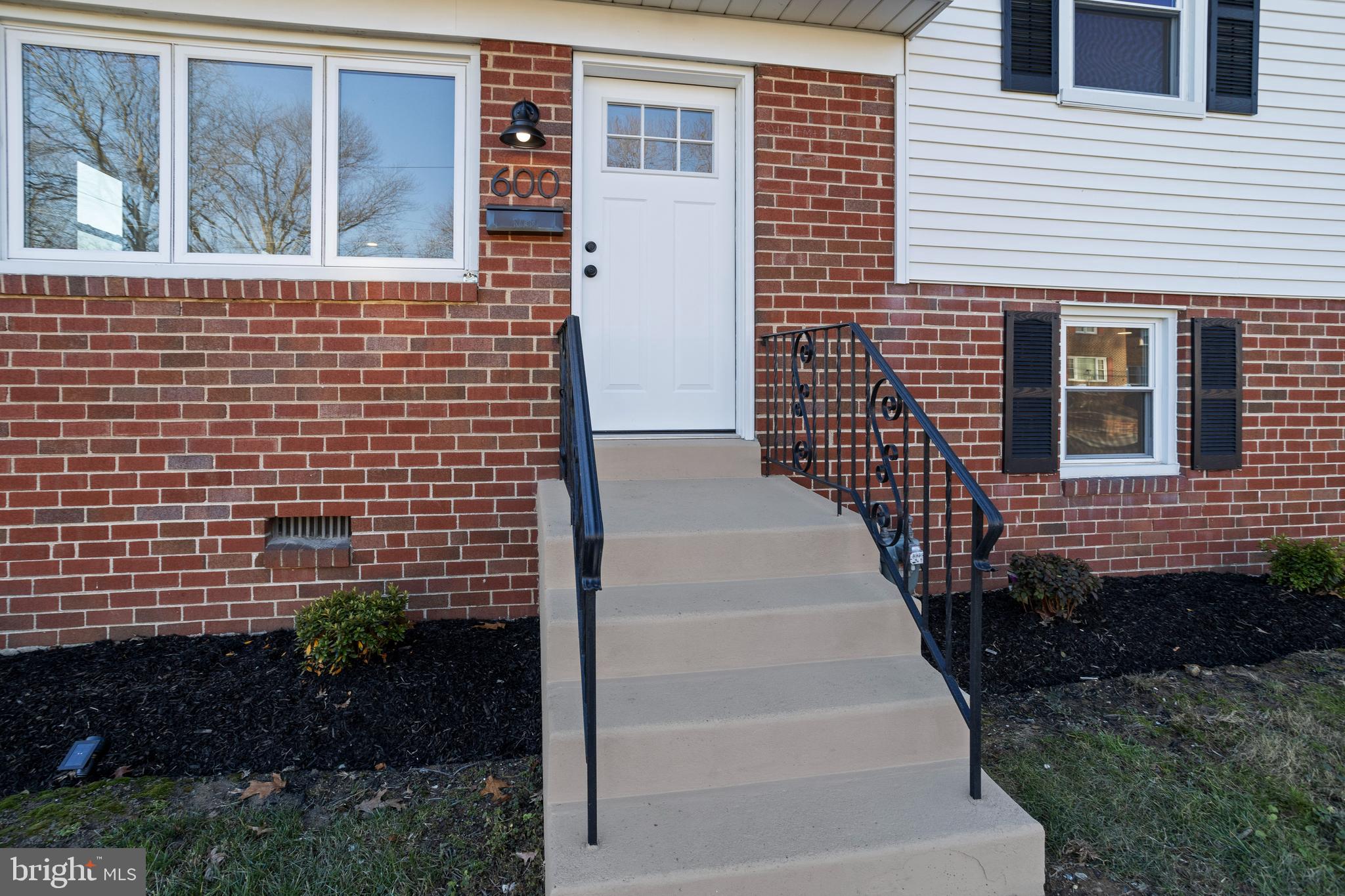 600 Tasker Street Ridley Park, PA 19078 - Photo 3 of 32 Gallery Image 3