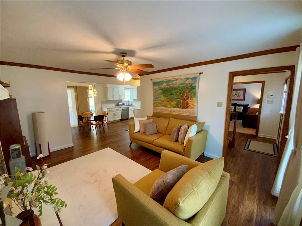 112 Cedar Ridge Drive Monaca, PA 15061 - Photo 6 of 31 Gallery Image 6