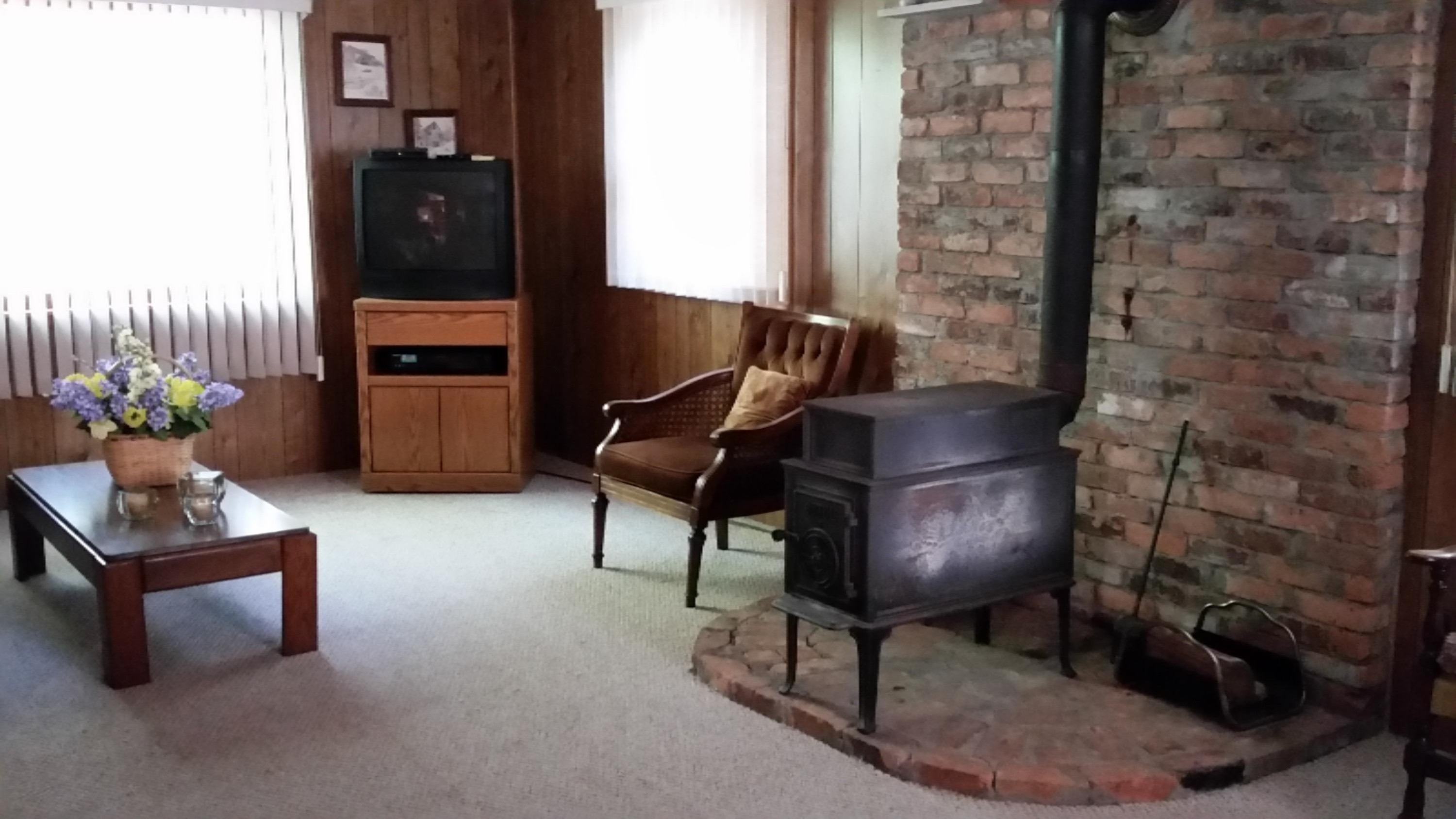 4440 Gregory Road Wellston, MI 49689 - Photo 5 of 10 20150715_182430