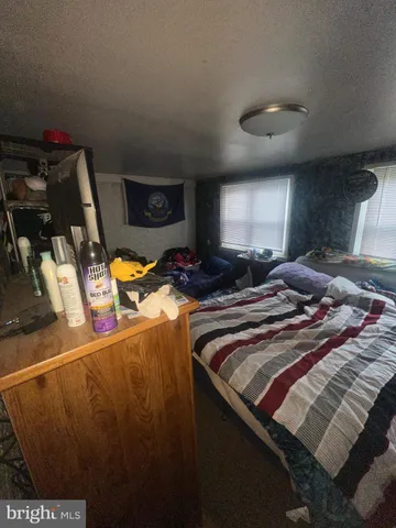 $320,000 | 21 Grant Street, Phoenixville, PA 19460