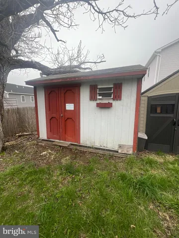 $320,000 | 21 Grant Street, Phoenixville, PA 19460