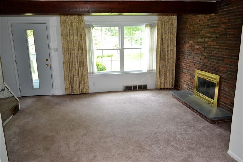 259 Moon Clinton Road Coraopolis, PA 15108 - Photo 8 of 20