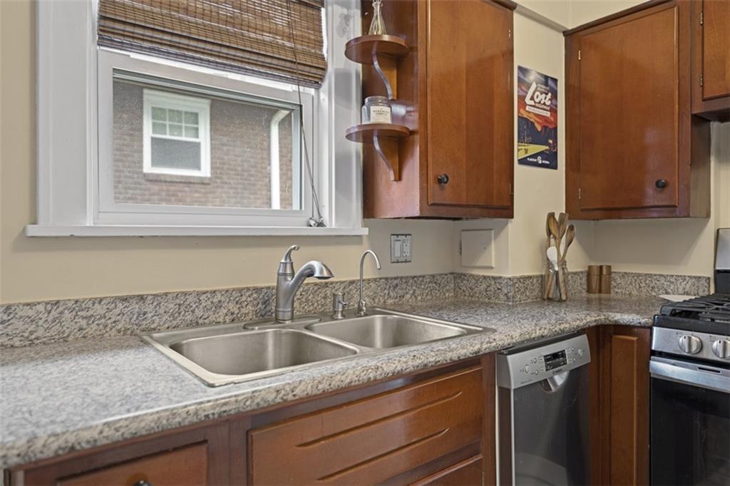 210 Ridge Avenue Ben Avon, PA 15202 - Photo 18 of 43