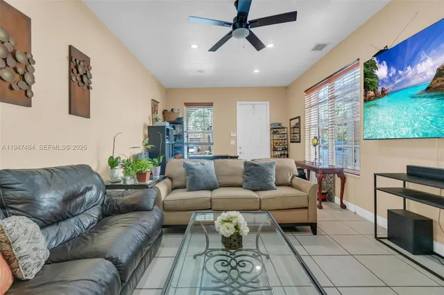 $3,450 | 8612 Buckskin Manor, Unit 58, Davie, FL 33328