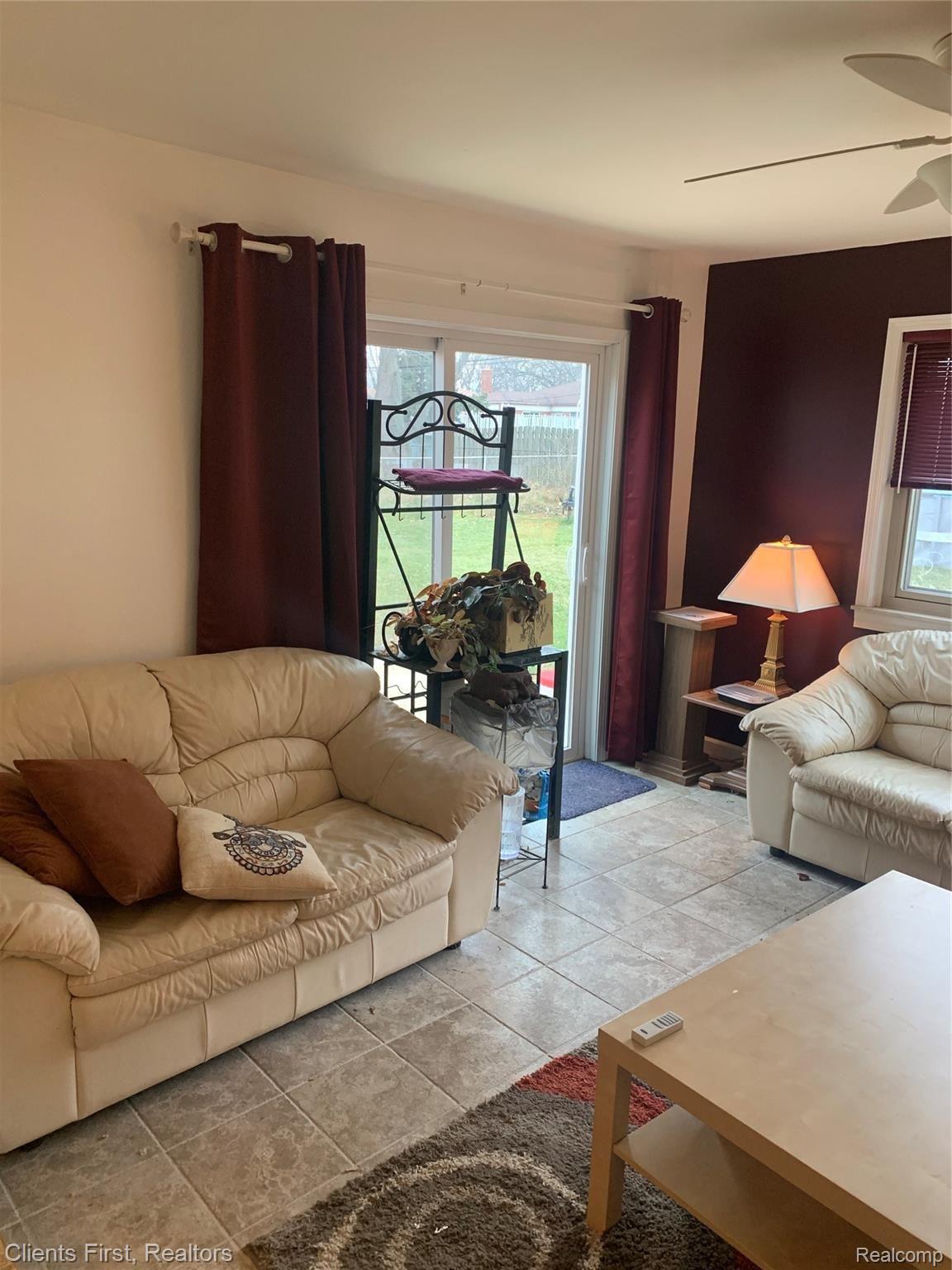 13265 12 Mile Road Warren, MI 48088 - Photo 14 of 25 hpfmzo%0SSW0+smtUxjt9A.jpg