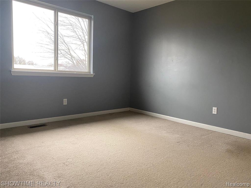 12224 19 Mile Road Sterling Heights, MI 48313 - Photo 19 of 37
