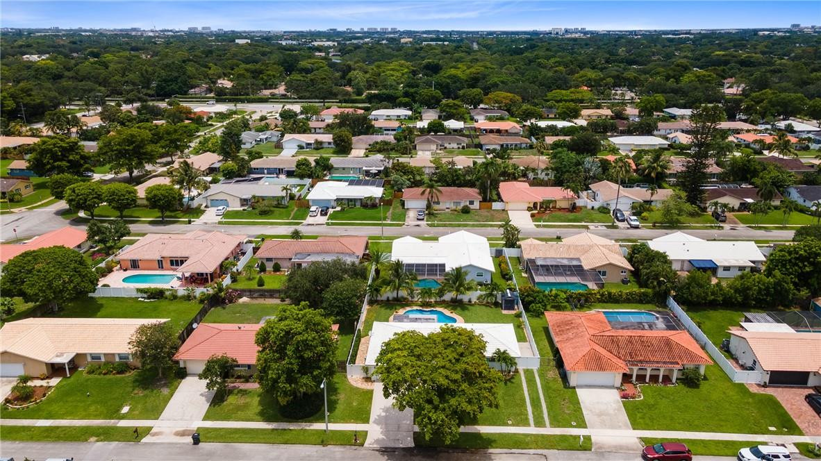 3464 Northwest 26th Court Boca Raton, FL 33434 - Photo 12 of 43 Photo 12