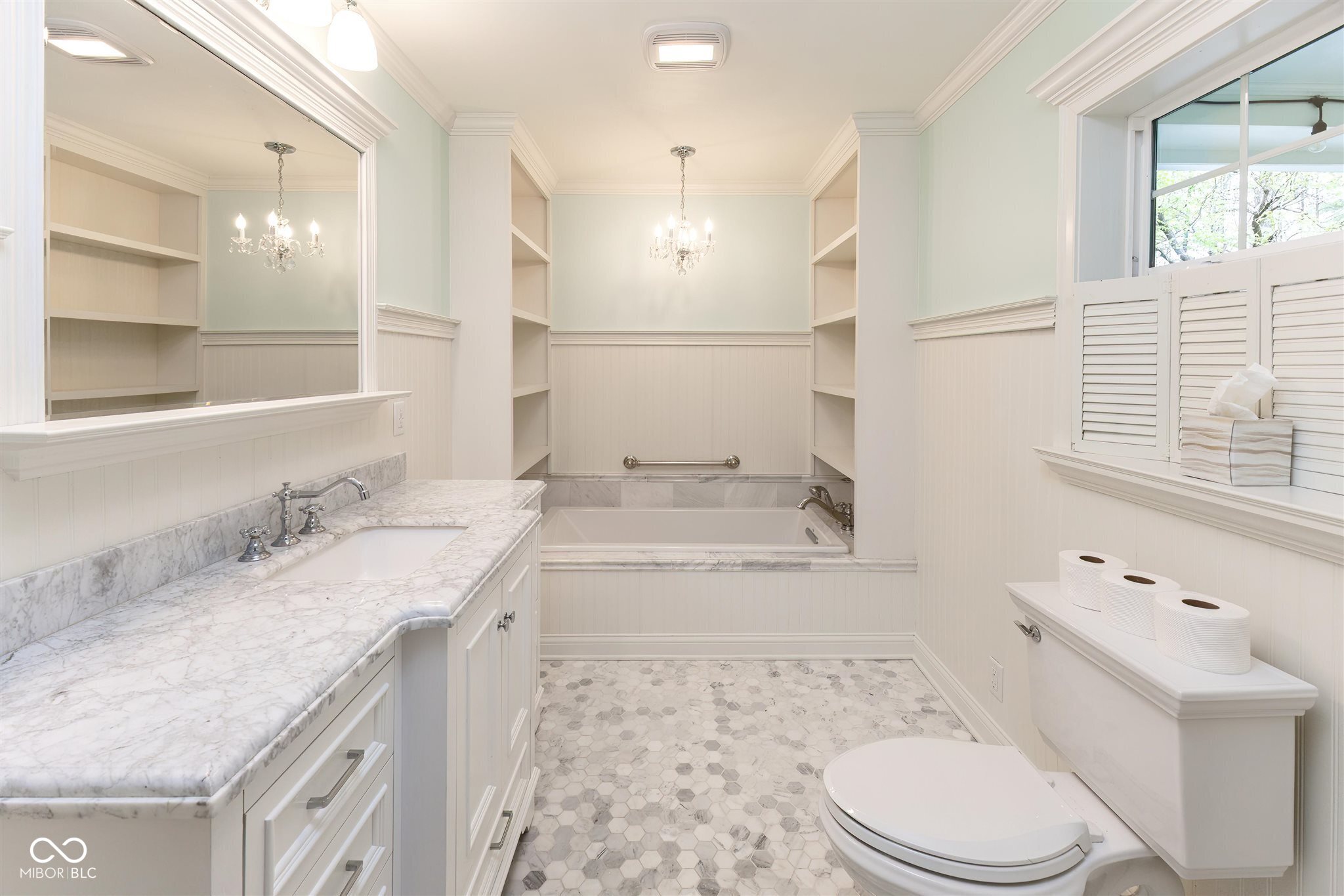 8650 Fall Creek Road Indianapolis, IN 46256 - Photo 11 of 85 Gallery Image 11