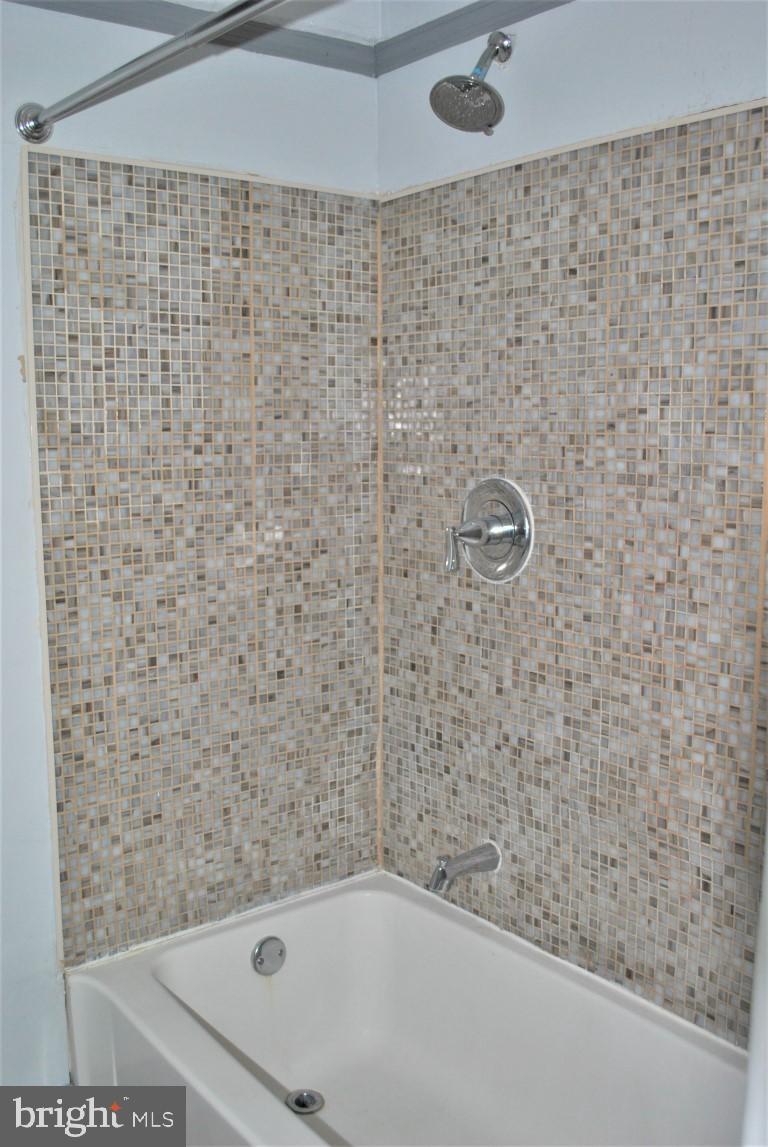 518 South Queen Street York, PA 17403 - Photo 14 of 19