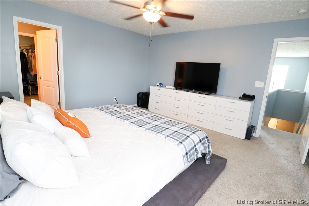 3939 Shepherds Run Jeffersonville, IN 47130 - Photo 5 of 32