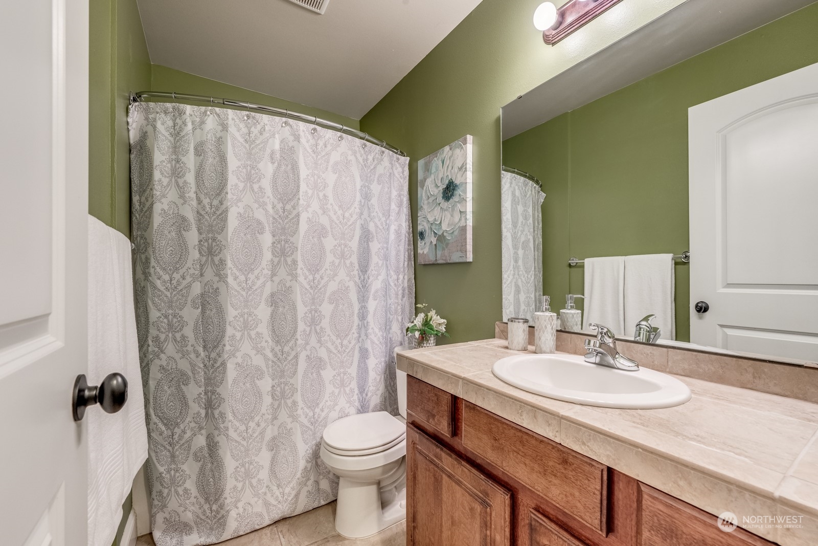 22529 9th Drive Southeast Bothell, WA 98021 - Photo 23 of 40 Gallery Image 23