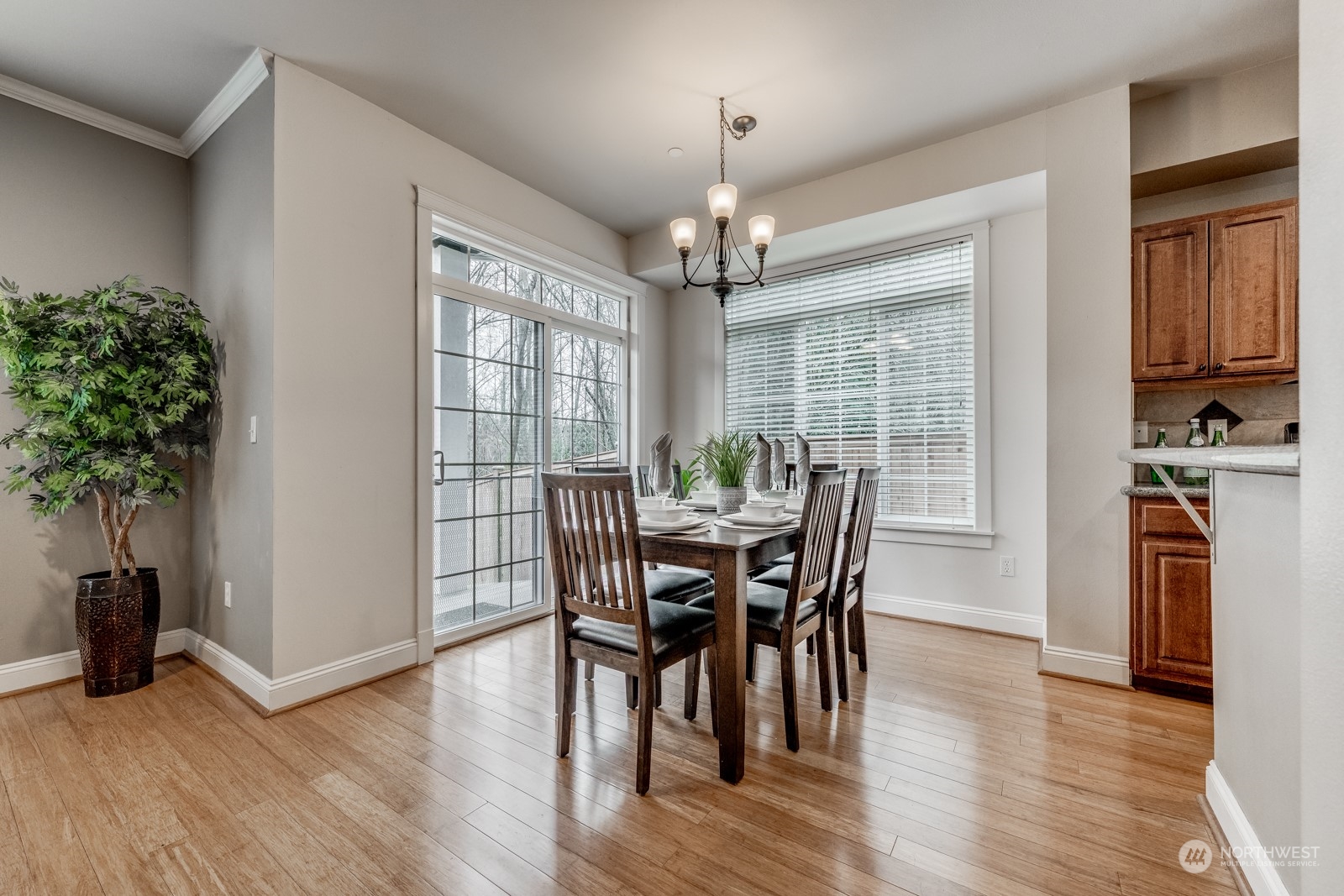 22529 9th Drive Southeast Bothell, WA 98021 - Photo 8 of 40 Gallery Image 8