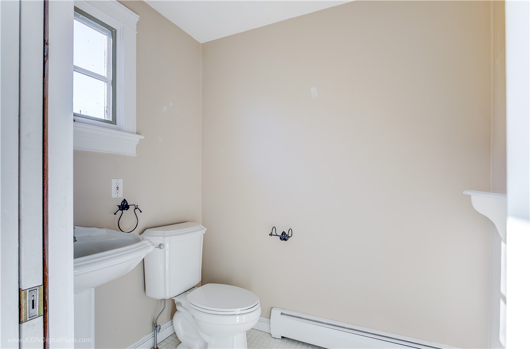 4168 Main Road Tiverton, RI 02878 - Photo 6 of 30 1st Floor half bath