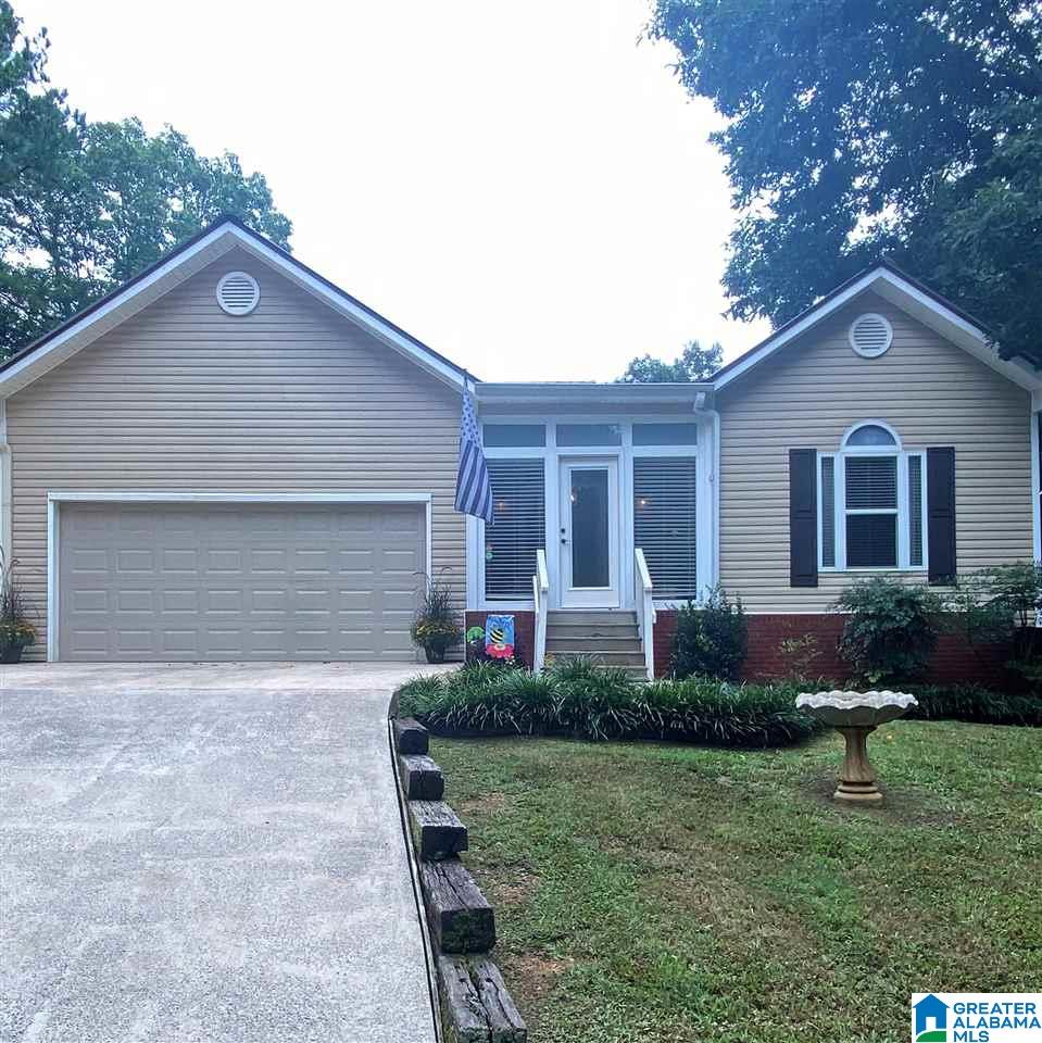 1424 Mountain Lake Road Warrior, AL 35180 - Photo 4 of 36