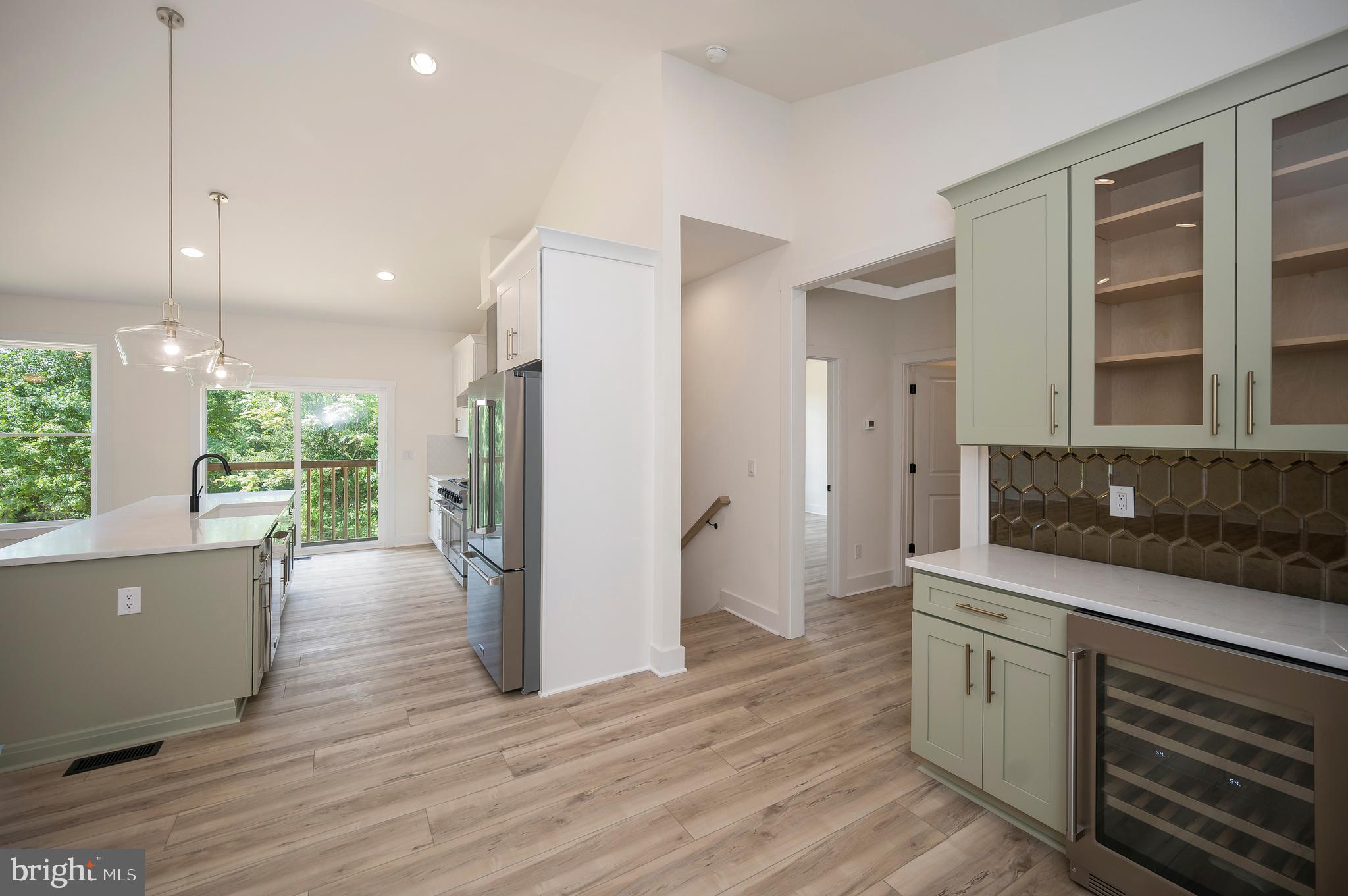 13121 Bristow Road Nokesville, VA 20181 - Photo 14 of 35 Entertaining is a breeze in this space