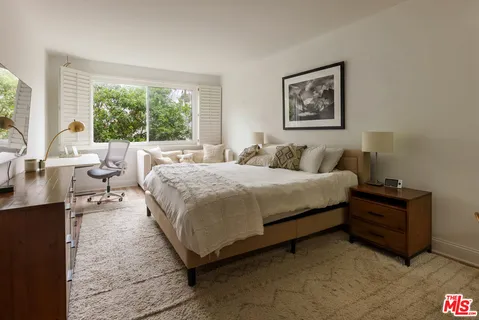 $1,295,000 | 1557 South Beverly Glen Boulevard, Unit 310, Los Angeles, CA 90024