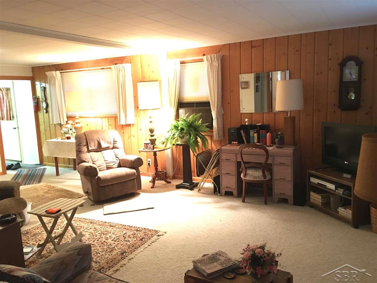 126 Riverside Drive Beaverton, MI 48612 - Photo 3 of 16 31314815-2.JPG
