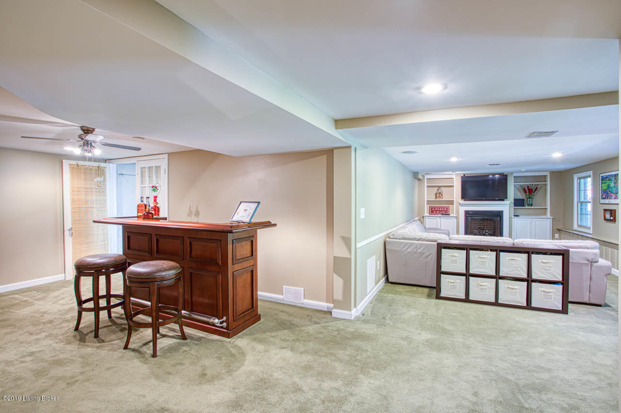 515 Indian Ridge Road Louisville, KY 40207 - Photo 26 of 43 515 Indian Ridge Rd-33