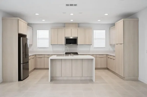 $3,250 | 75165 Aldrich Drive, Palm Desert, CA 92211