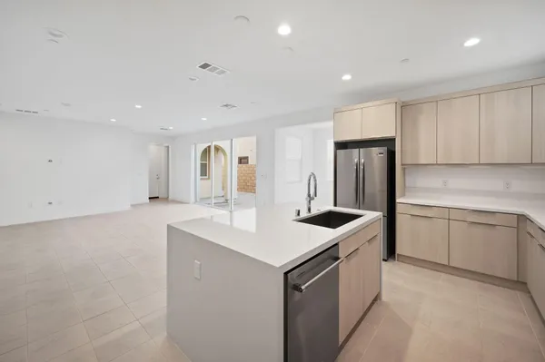 $3,250 | 75165 Aldrich Drive, Palm Desert, CA 92211