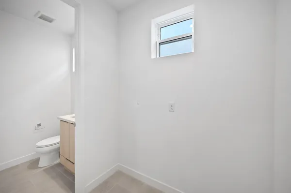 $3,250 | 75165 Aldrich Drive, Palm Desert, CA 92211