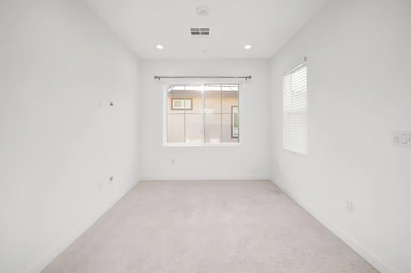 $3,250 | 75165 Aldrich Drive, Palm Desert, CA 92211